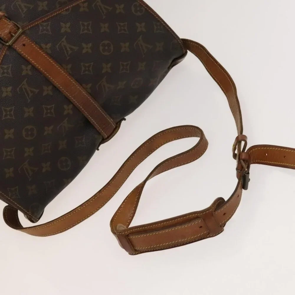 Authentic LOUIS VUITTON Monogram Saumur 35 Shoulder Bag M42254 LV - Picture 14 of 16